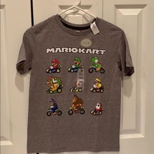 NWT Boys Super Mario T-Shirt Size:L (10-12)